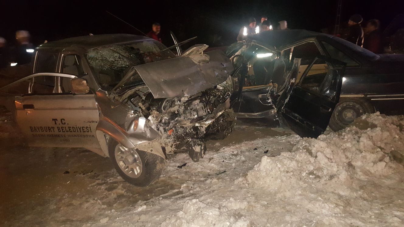 Trabzon'da feci kaza: 4 ölü, 3 yaralı