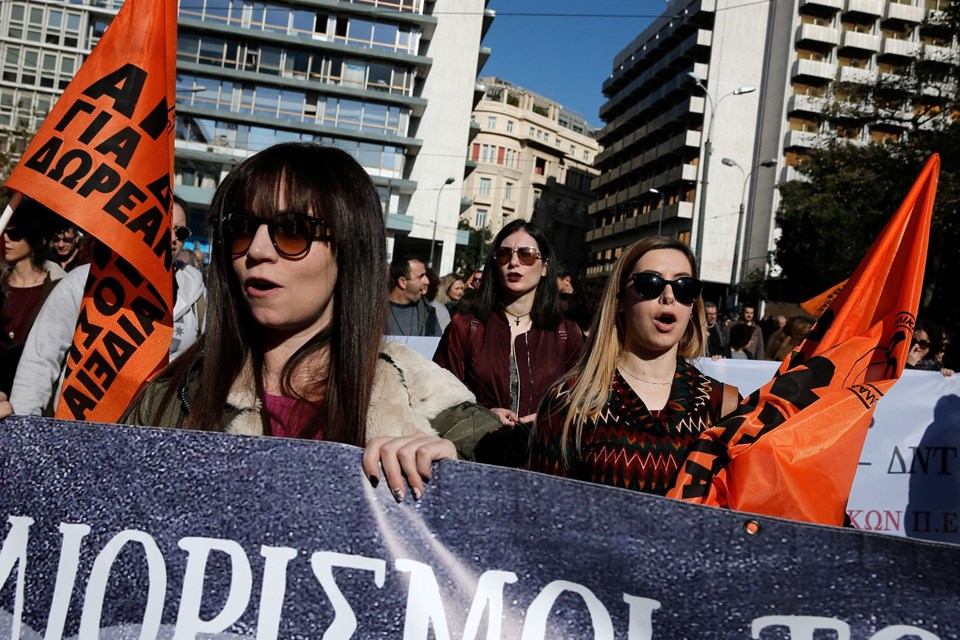 Yunanistan'da genel grev hayatı felç etti