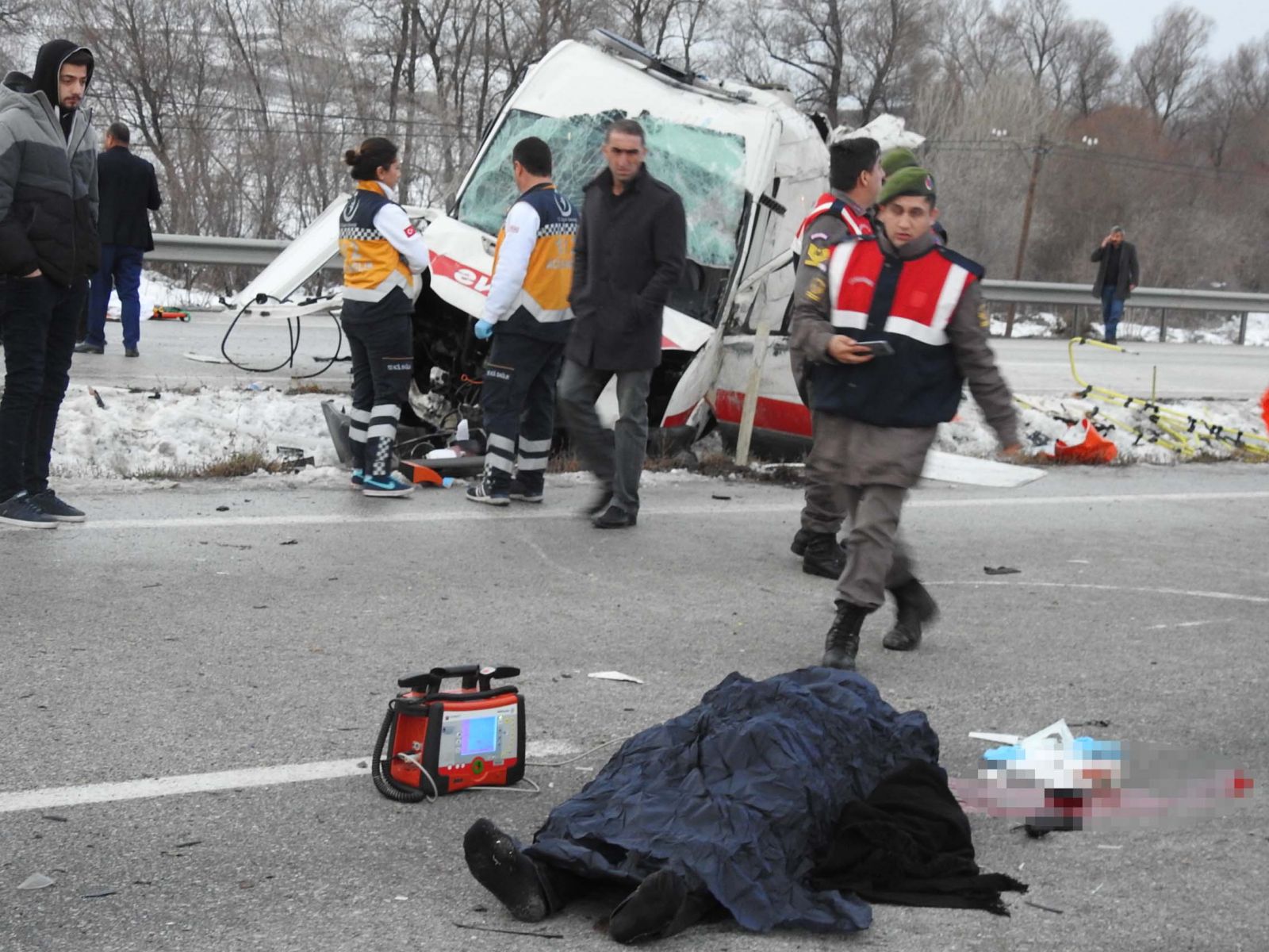 Çorum'da ambulans kaza yaptı: 1 ölü, 3 yaralı