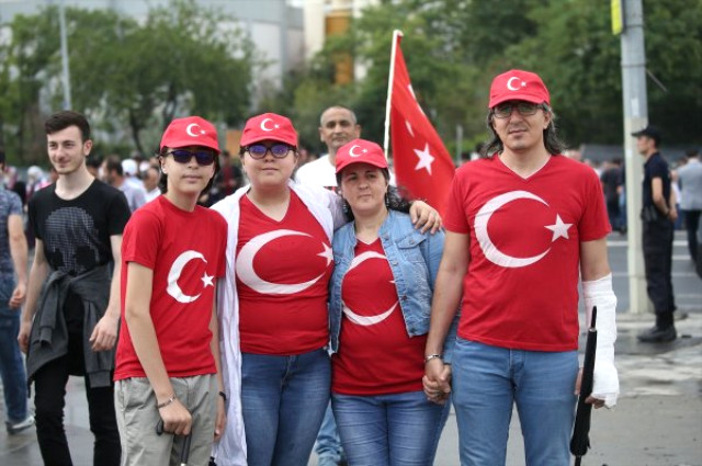 AK Parti'nin Büyük İstanbul Mitingi'ne vatandaşlar akın etti