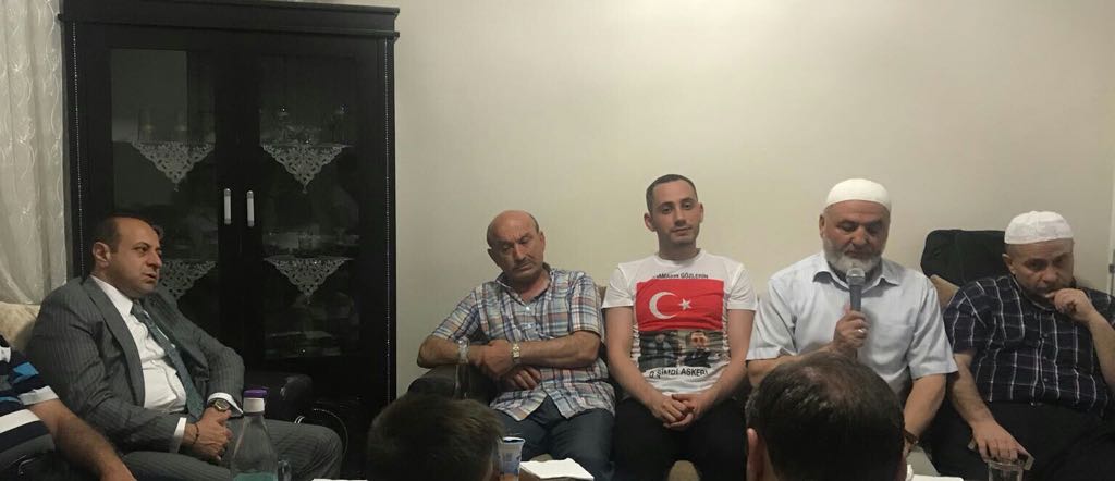 AB eski Bakanı ve Başmüzakereci Egemen Bağış, gazeteci Mustafa Arıdoru’yu askere uğurladı