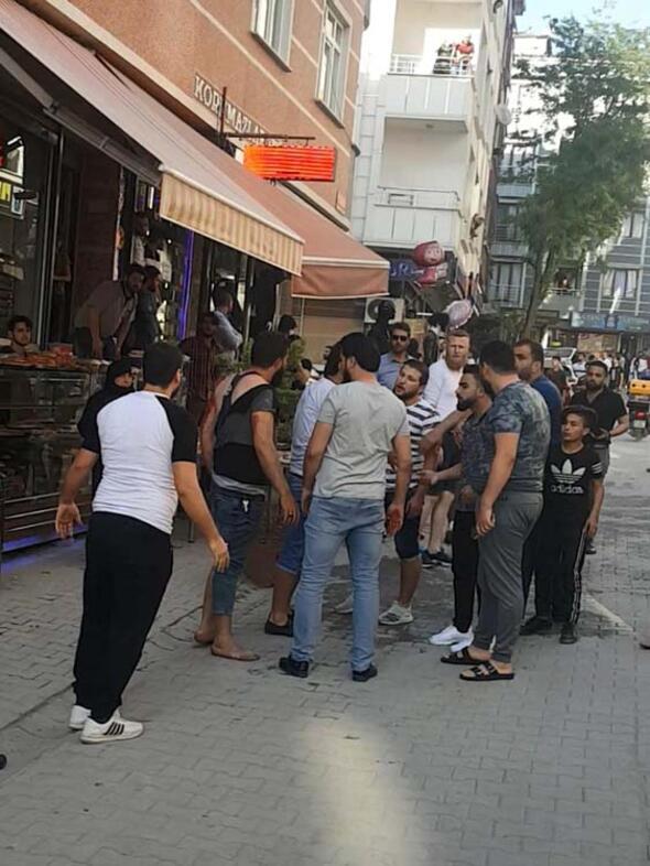 Esenyurt'ta dehşet dolu anlar kameraya böyle yansıdı