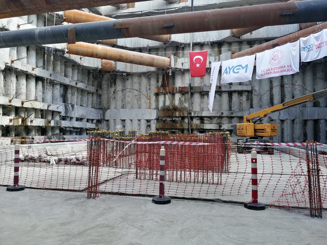 İstanbul Metrosu'nda ışık göründü