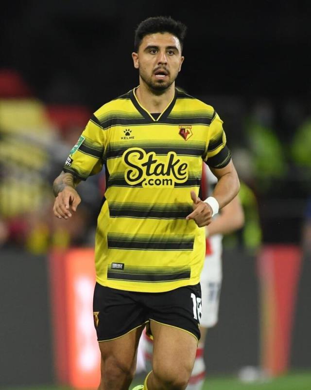 Ozan Tufan İngiltere’deki İlk maçına çıktı! Performansıyla tam not aldı
