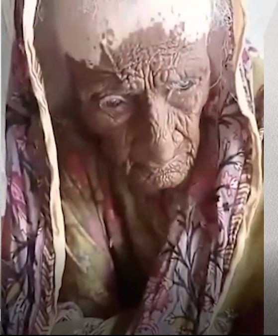 300 yaşındaki Pakistanlı kadın sosyal medyada gündem oldu