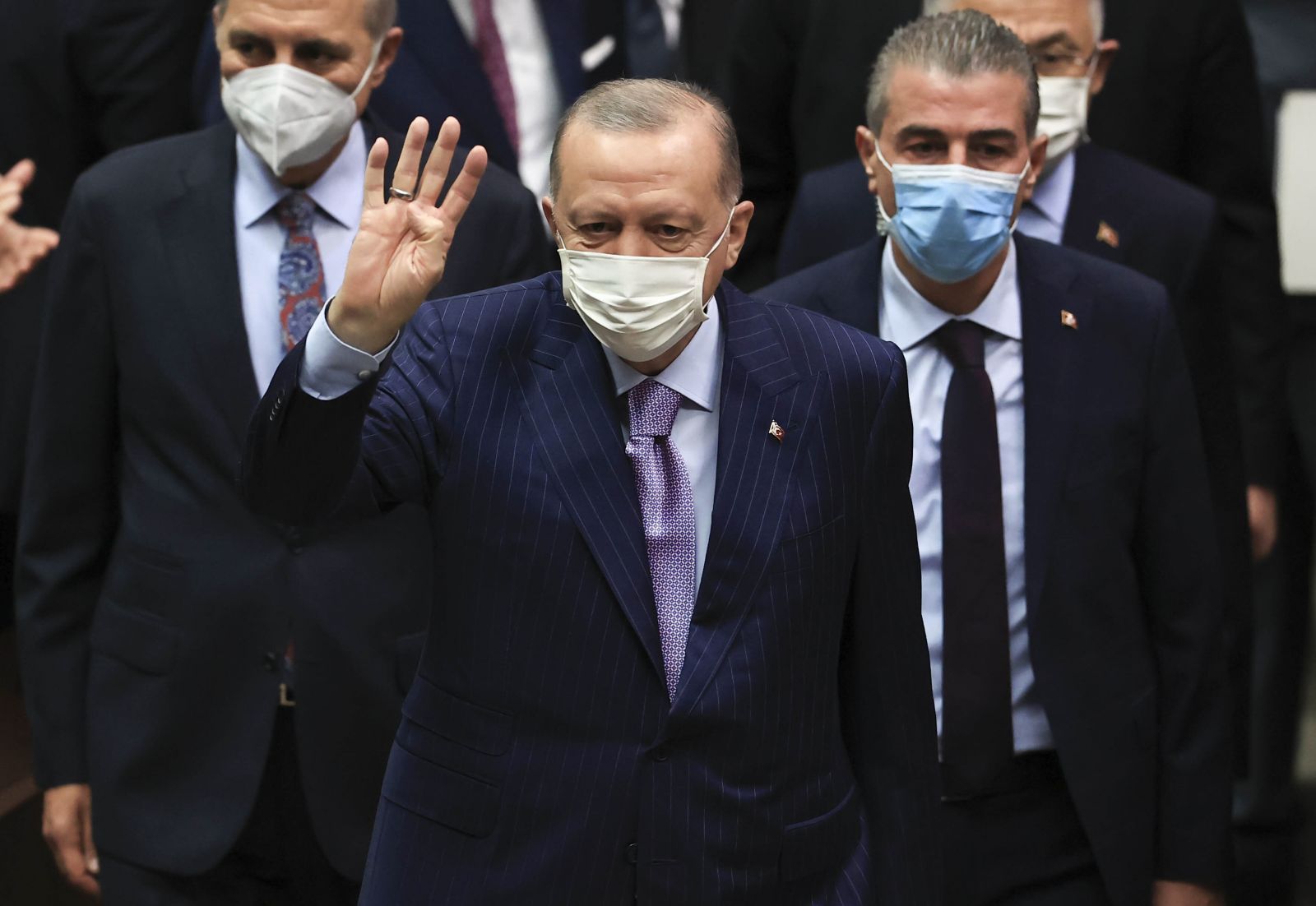 Erdoğan’dan CHP'ye tezkere tepkisi: HDP'ye biat etti boyun eğdi yazık