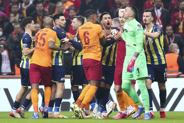 Derbinin faturası Galatasaray’a yansıdı! Altay maçında 52 bin 500 seyirciye bloke