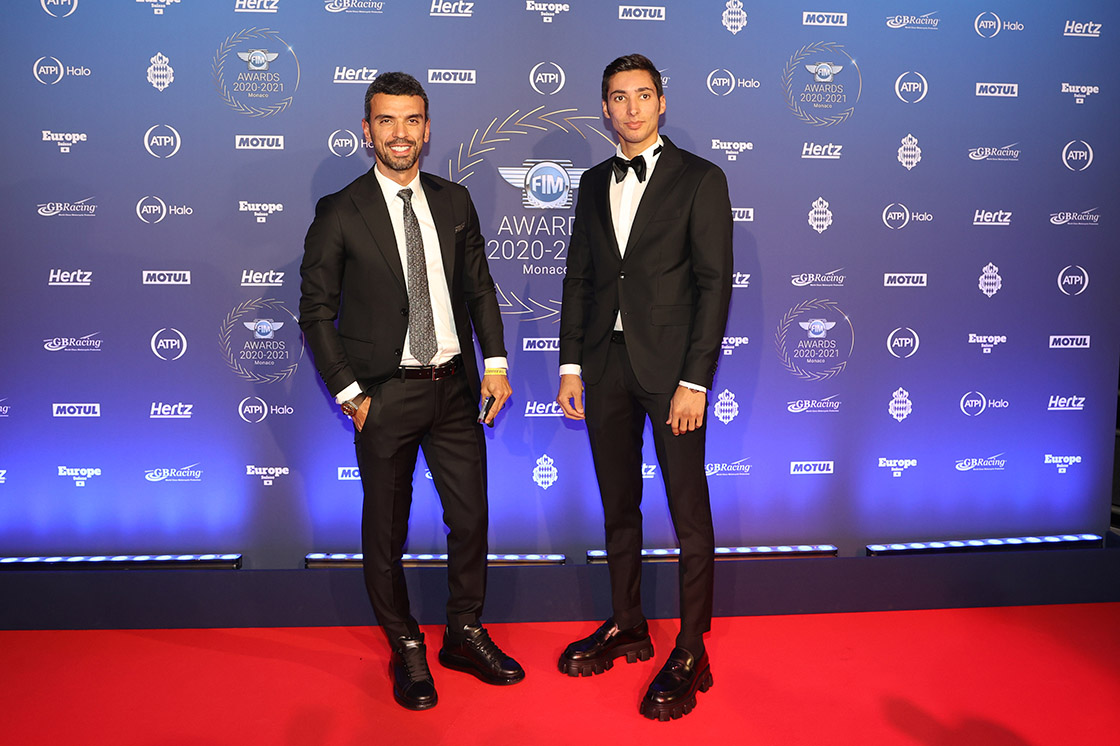 Toprak Razgatlıoğlu, ödülünü Monako'da aldı