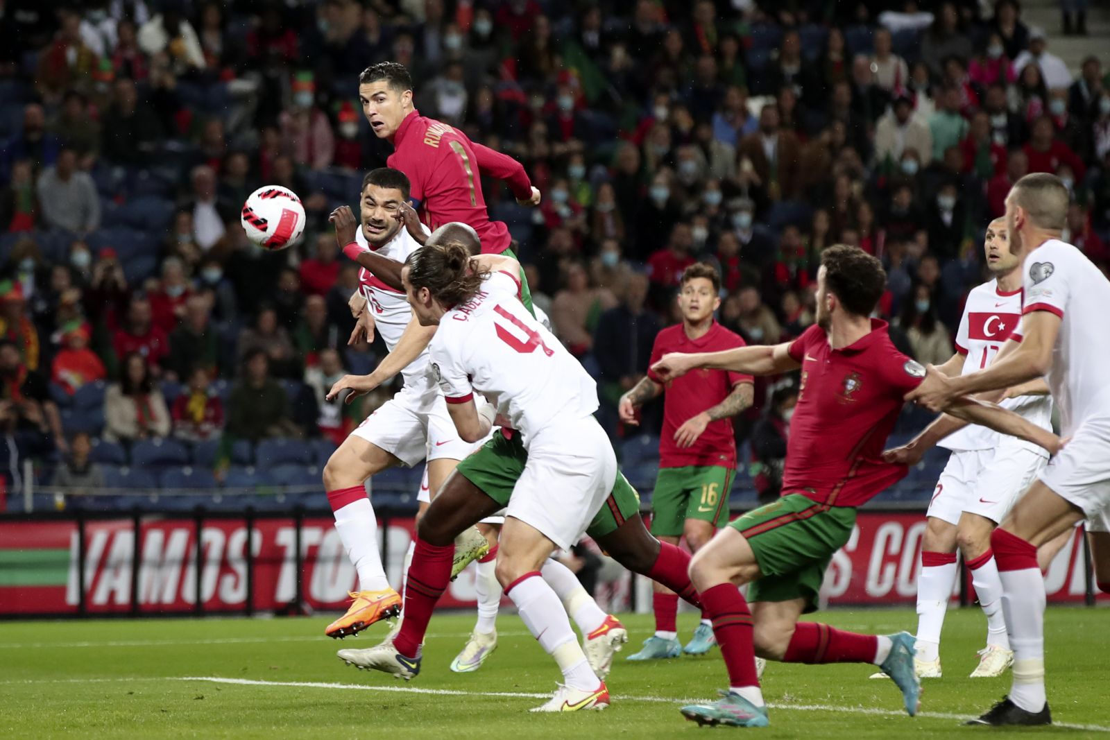 Burak kaçırdı, Türkiye yıkıldı! Katar'da yokuz