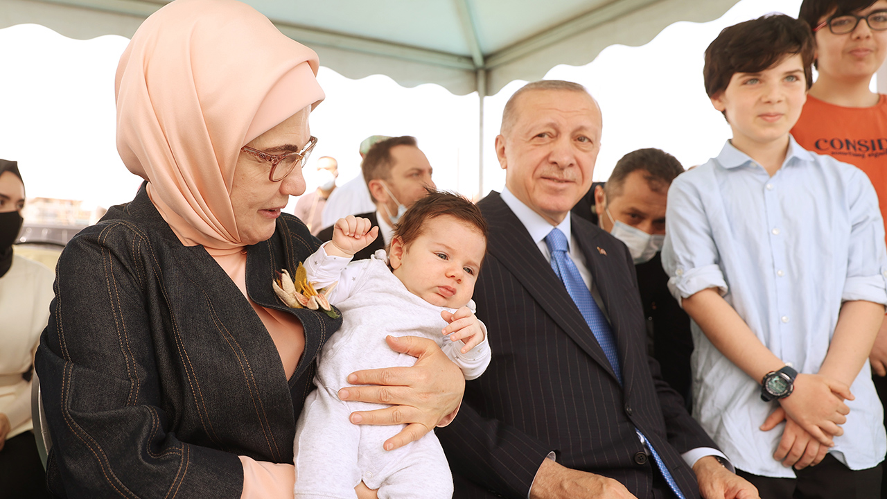 Cumhurbaşkanı Erdoğan'dan 23 Nisan mesajı