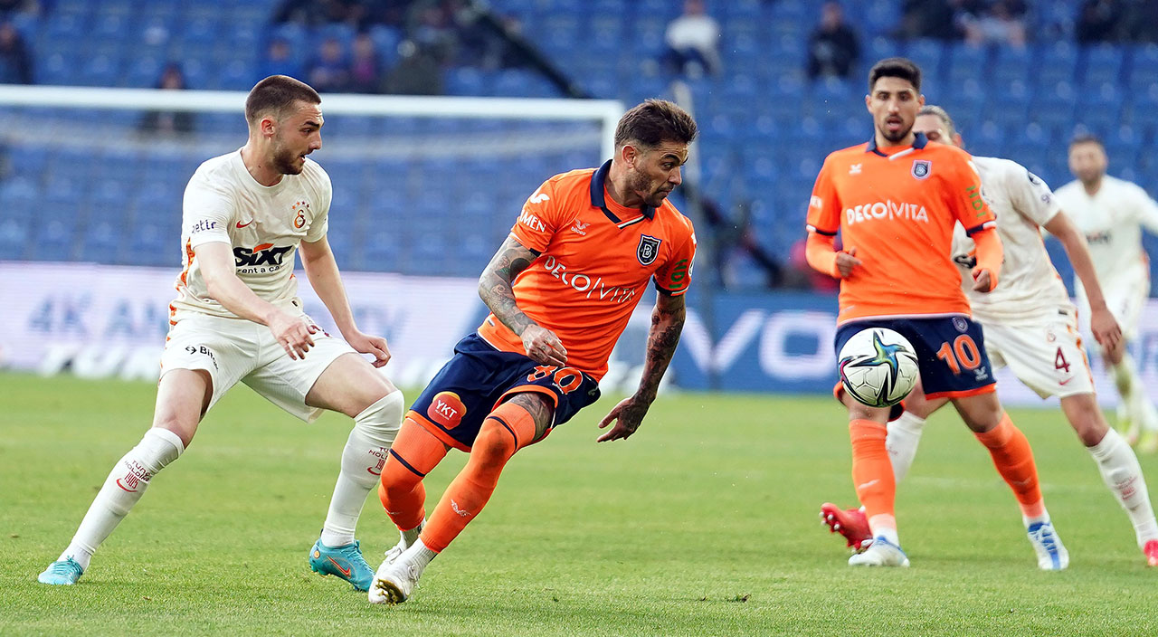 İstanbul'da gol sesi çıkmadı: Medipol Başakşehir: 0 - Galatasaray: 0