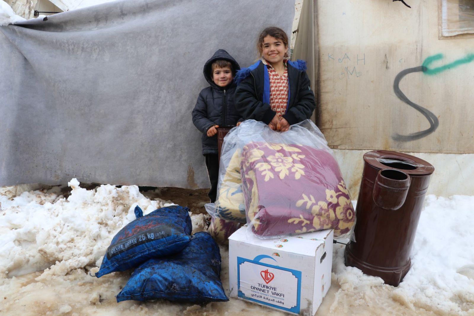 Suriyeli Mustafa ve kardeşleri artık donma korkusu yaşamadan uyuyabilecek