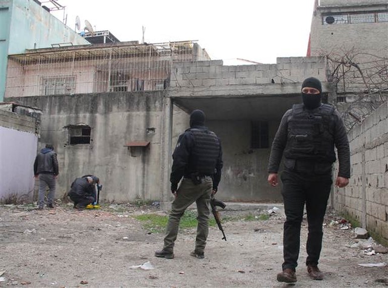 Polis, katliam hazırlığındaki grubu son anda yakaladı