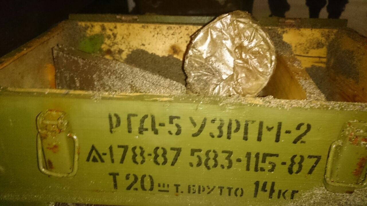 Batan Rus gemisinin mühimmatları kıyıya vurdu