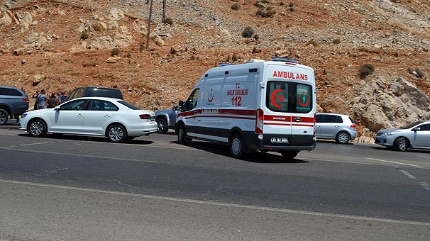 Hatay'da özel harekat polisleri ve jandarmadan operasyon!