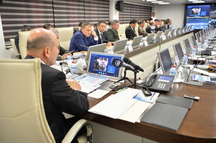 'Türkiye Güven Huzur' uygulaması 5 bin polisle başladı!