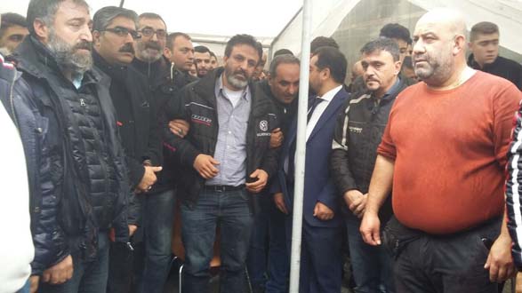 Almanya'da kazada ölen Türk genci Kazım Cihan, dualarla defnedildi