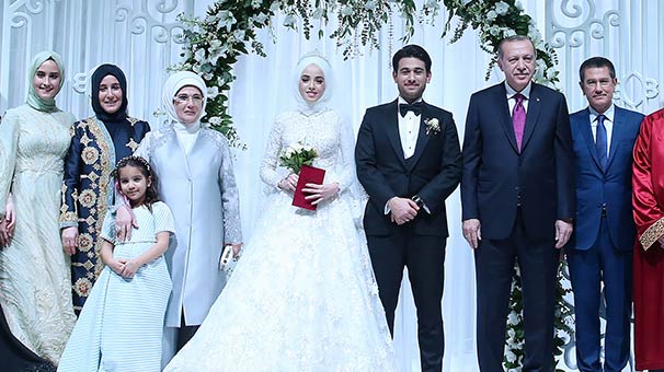 Erdoğan, nikâh şahitliği yaptı