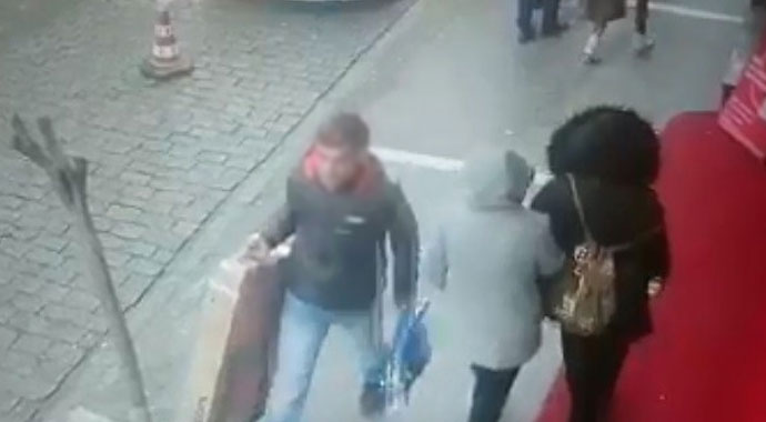 Televizyonu işte böyle alıp gitti