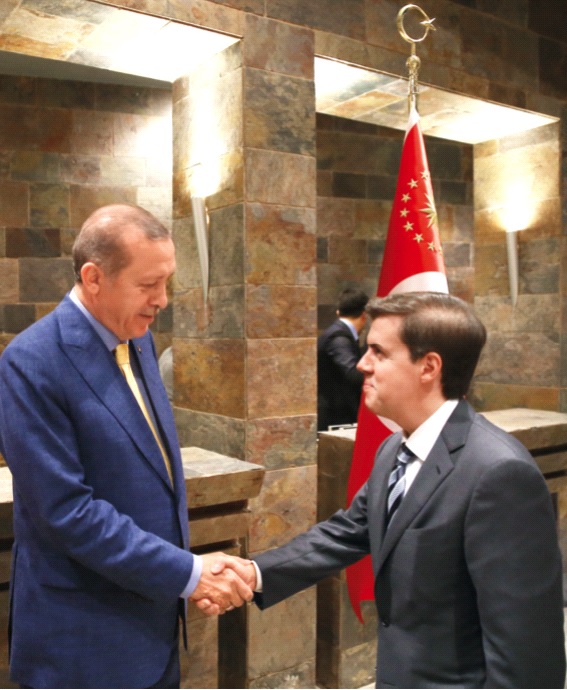 Huber'de medya gecesi! O iftarın perde arkası