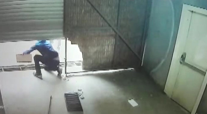 Toz şekerden otomobil lastiğine ne bulursa çalan çete yakalandı