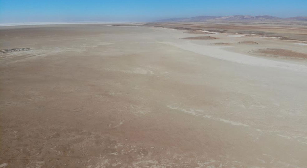 Uzmanlar uyardı: Tuz gölü daha çok küçülecek