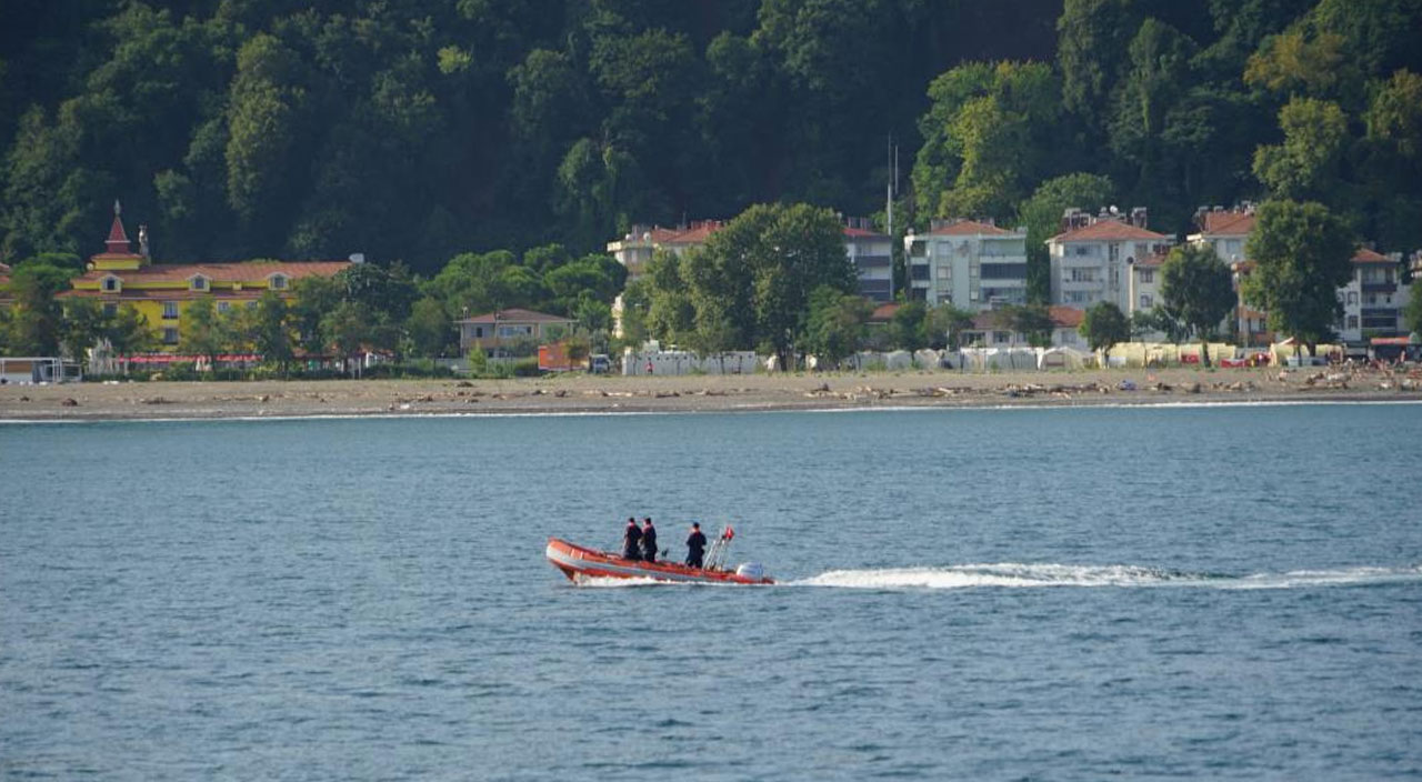 Selde kaybolan 15 kişi için başlatılan arama çalışmaları Gürcistan’a kadar genişletildi