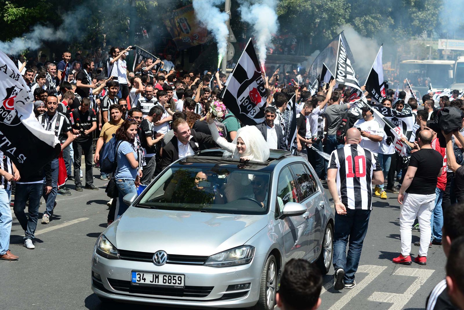 Beşiktaş taraflarından erken şampiyonluk kutlaması