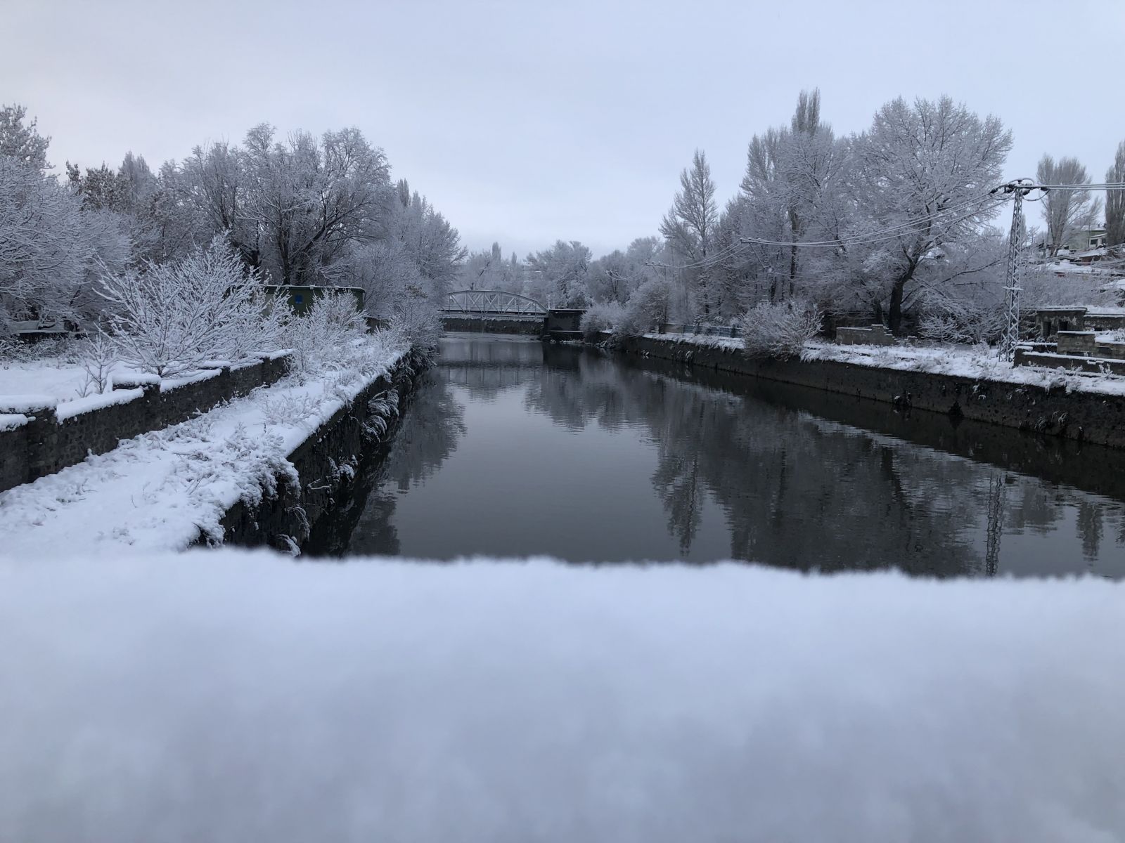 Baltık mimarisi yapılarıyla Kars'tan bembeyaz kartpostallık görüntüler