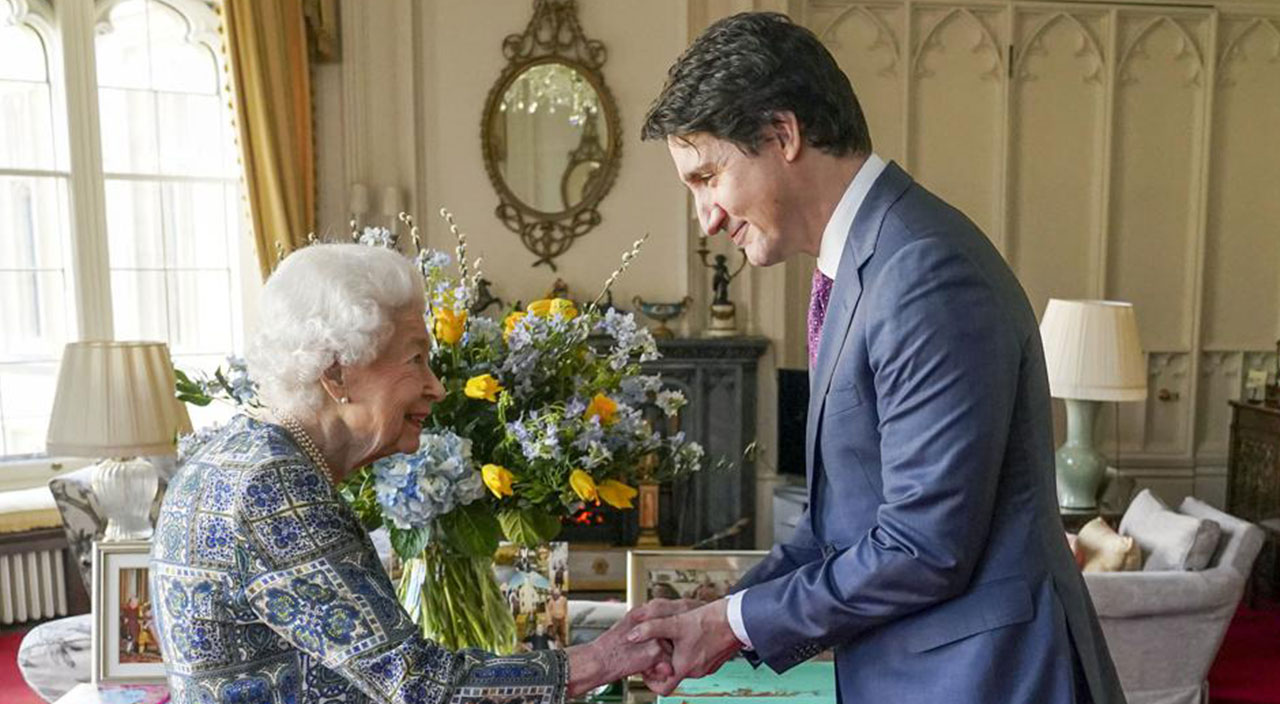 Son dakika! Kraliçe II. Elizabeth evini kiralıyor