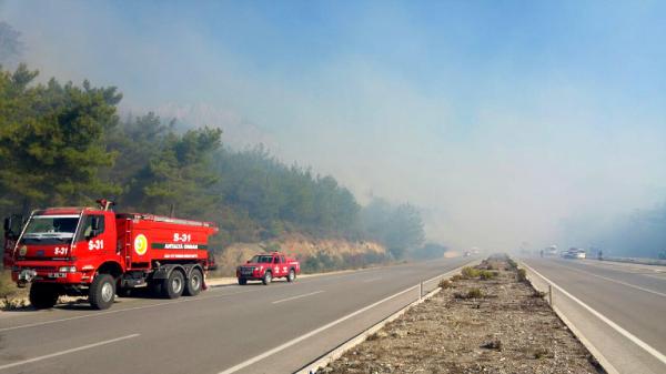 Antalya'da yangın!