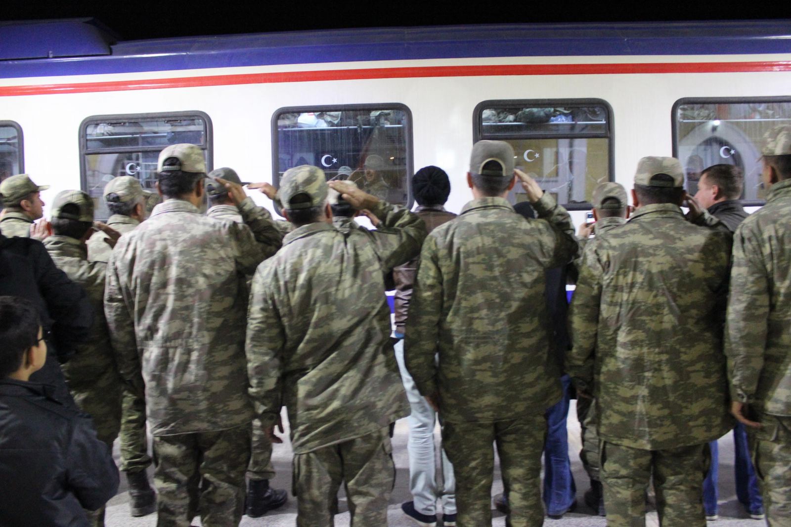 Çankırı'dan sınıra trenle asker sevkiyatı