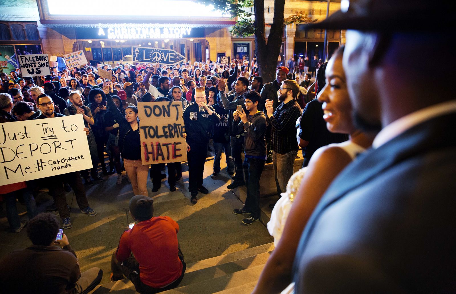 Trump'tan protestoculara mesaj