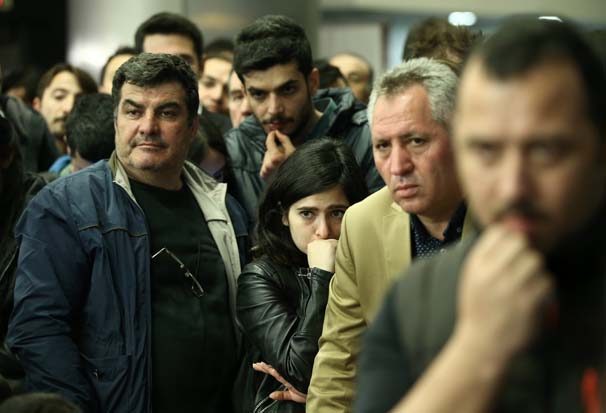 CHP Genel Merkezi'nde partililer seçimi böyle izledi