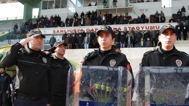 Yeşil sahada anlamlı destek