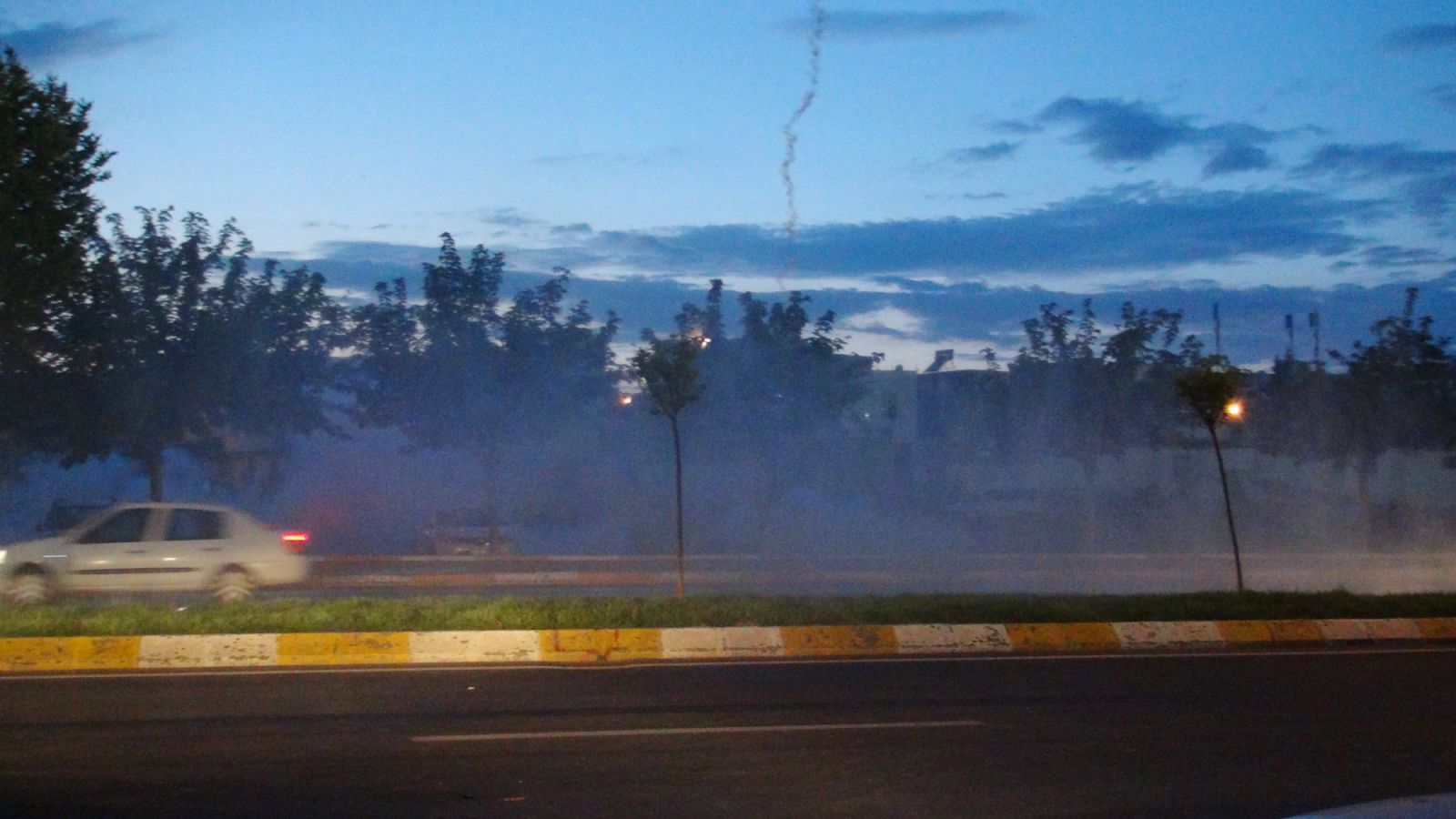 Maç sonrası ortalık savaş alanına döndü