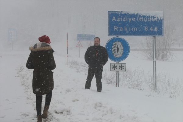 Trakya'da kar başladı (Trakya Hava Durumu, Trakya'da Kar Ne Kadar Sürecek)