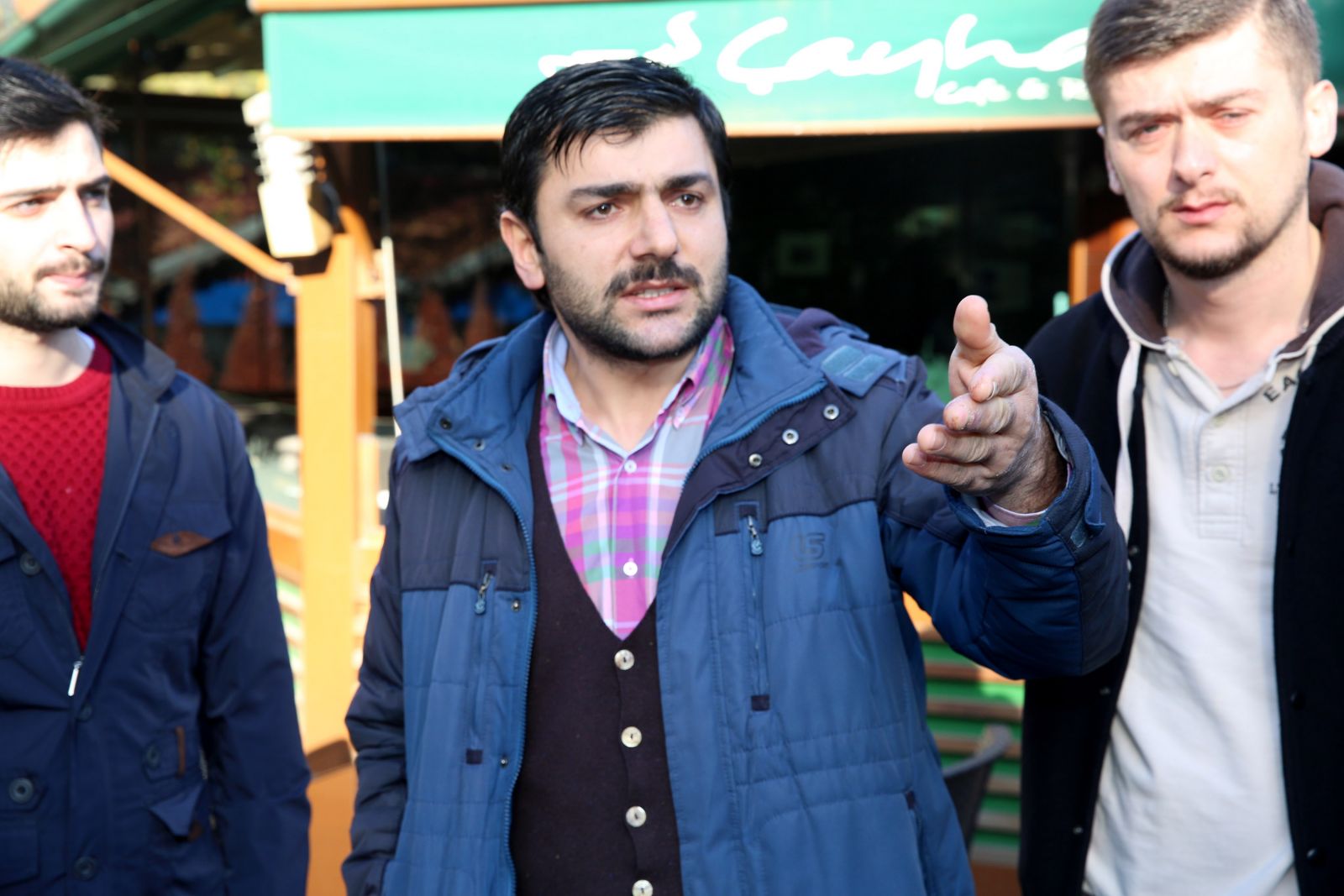 İş buldular ancak gelen telefonla yıkıldılar