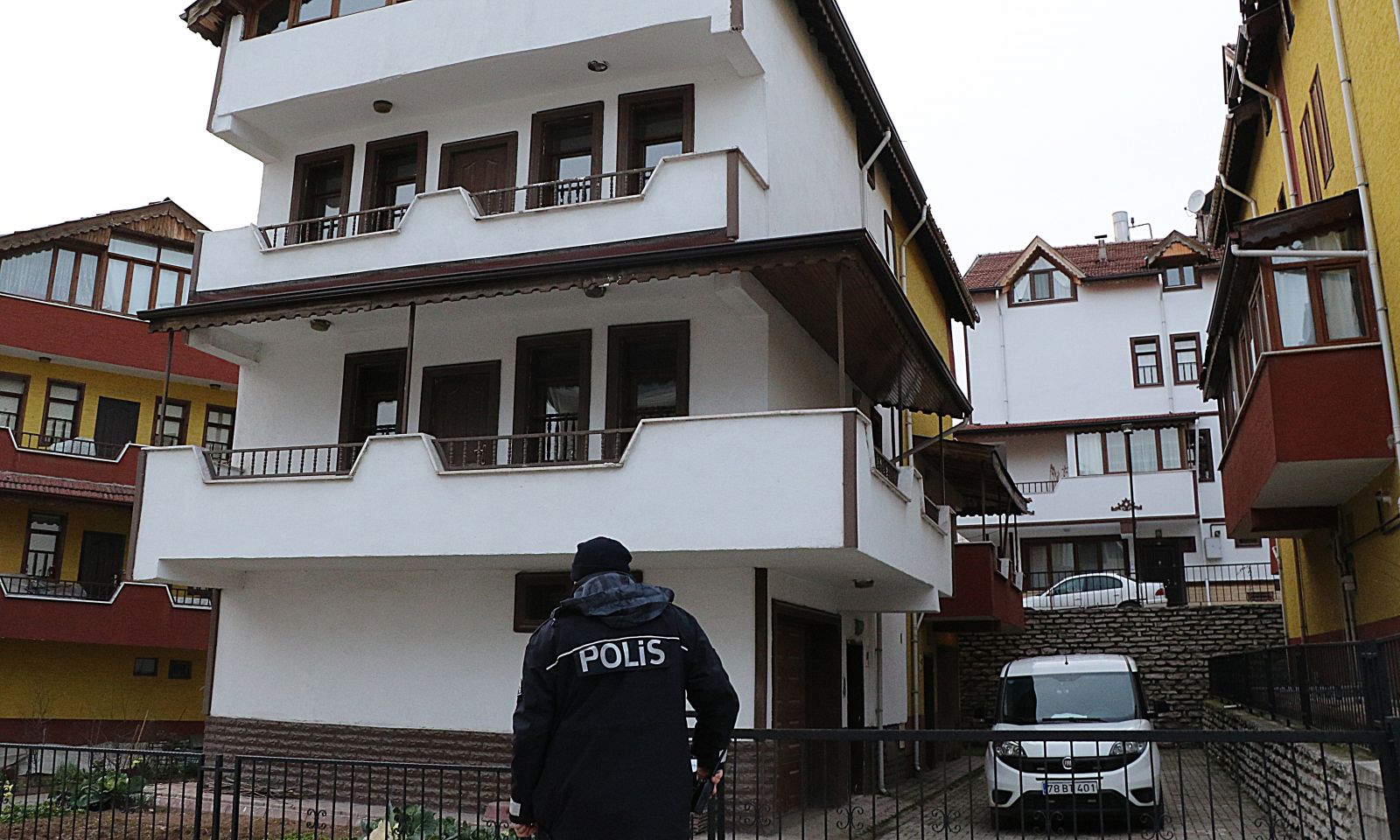 Tacizciyi bıçakladı 3 gün sonra teslim oldu