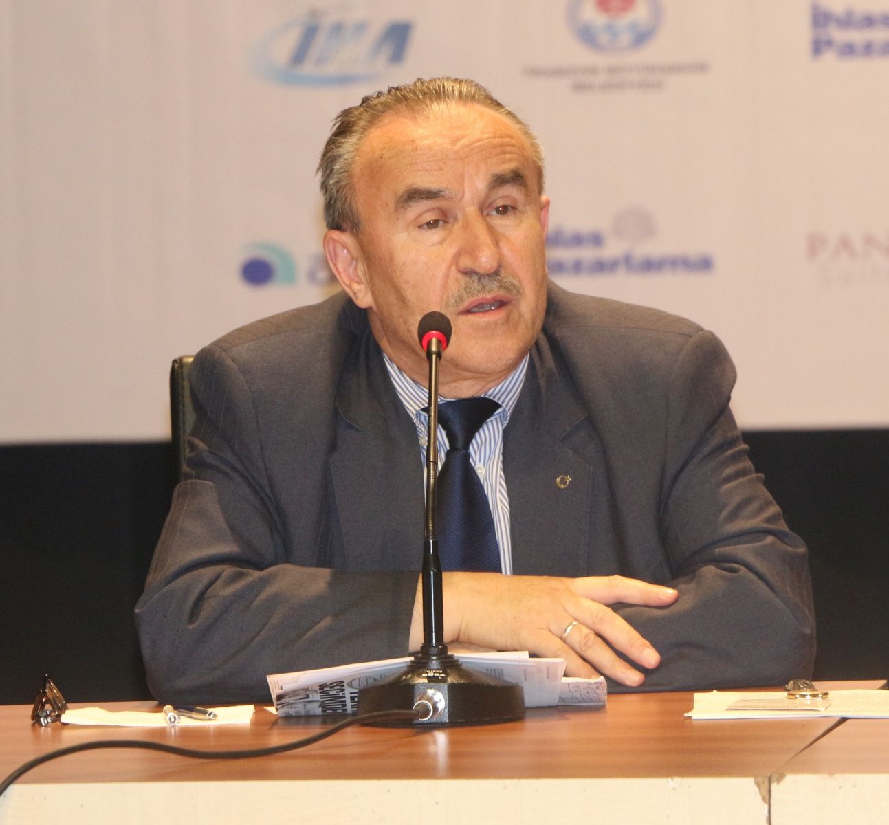 Gazetemizin yazarları Trabzon’da okuyucularıyla buluştu