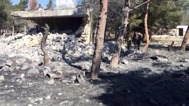Türk jetleri, YPG'ye yardıma gelen Esad yanlısı militanları vurdu