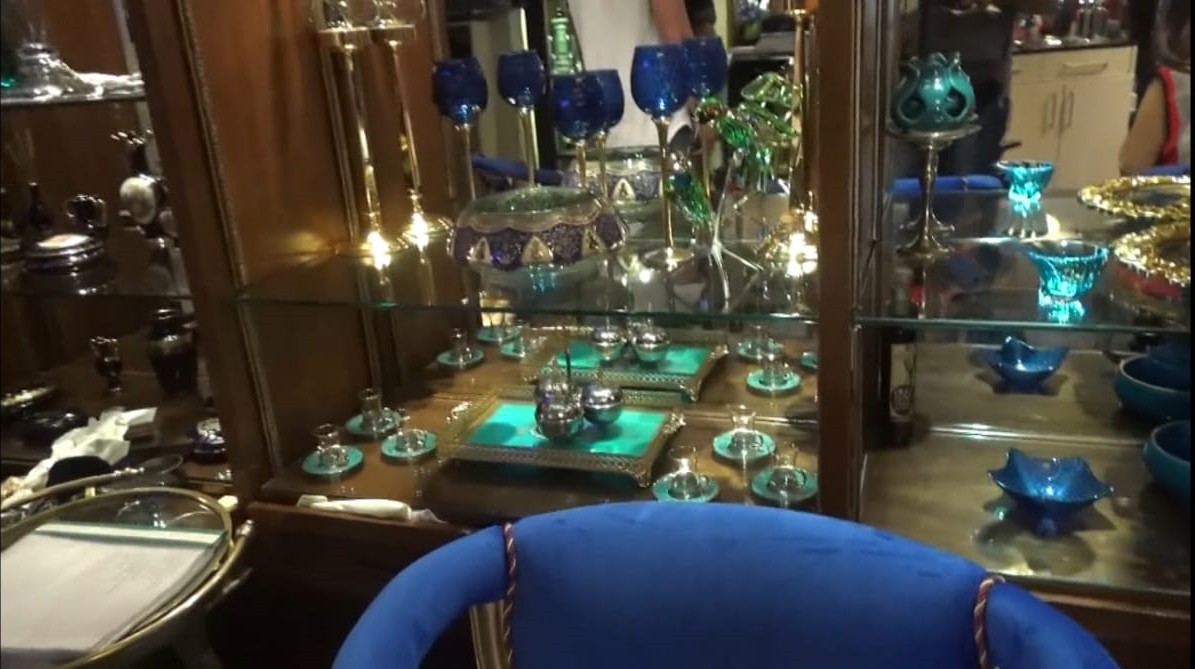Adnan Oktar'ın evinden çıkanlar şoke etti!