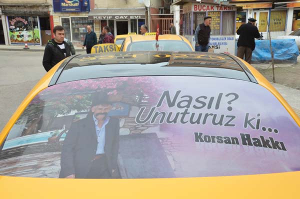 Lüks taksiye binmek isteyenler sıraya giriyor