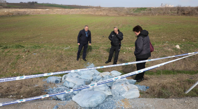 Büyükçekmece'de göl havzasına bırakılan atıklar zehirli çıktı