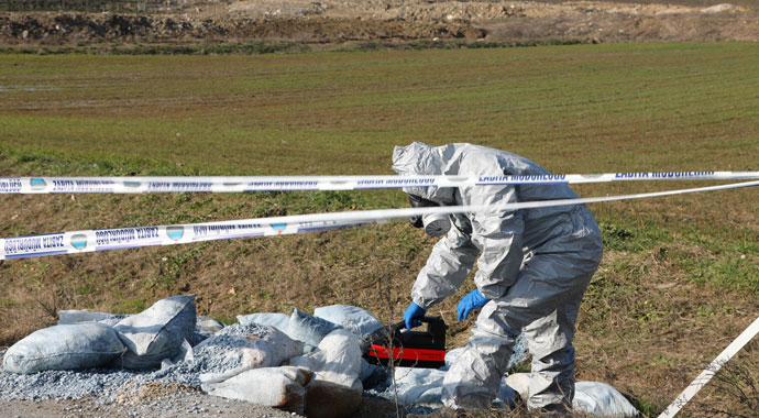 Büyükçekmece'de göl havzasına bırakılan atıklar zehirli çıktı