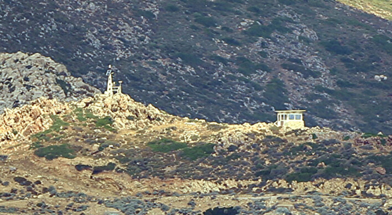Yunanistan’dan yine tahrik: Keçi Adası’na asker ve silah yığdı