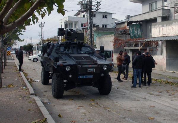 Adana'da bin polisle terör operasyonu