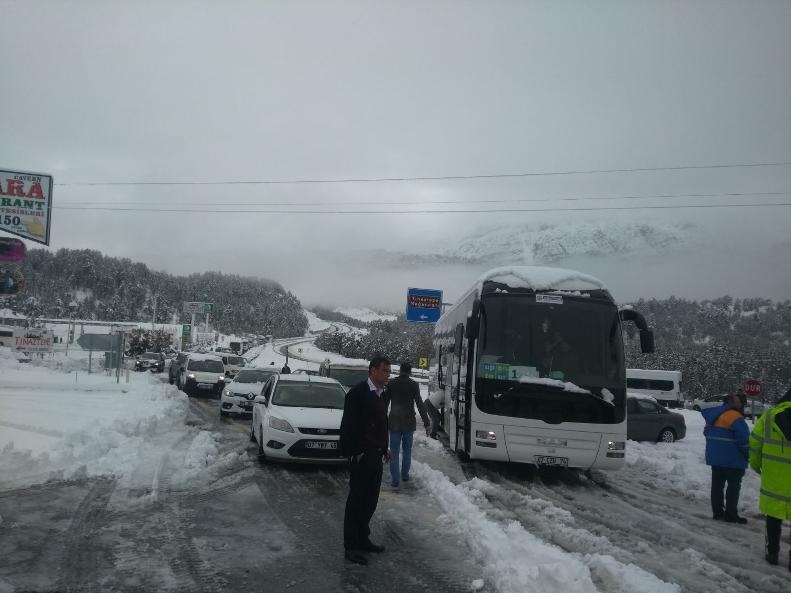 Konya'ya mevsimin ilk karı yağdı