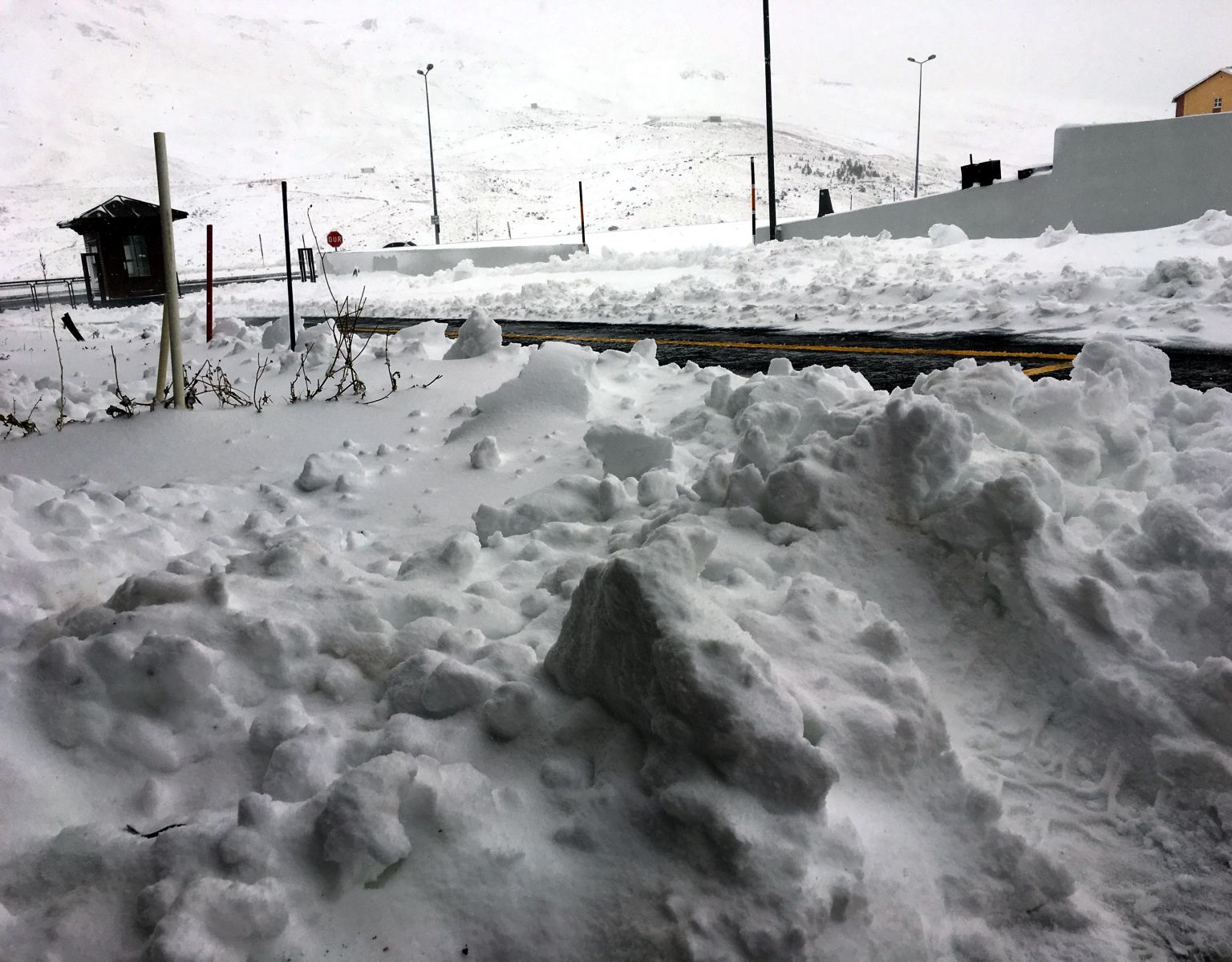 Erciyes'te kar kalınlığı 20 santime ulaştı