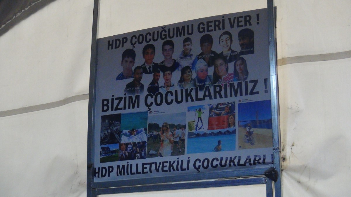 Evlat nöbeti 832'nci gününde: 3 senedir oğlumdan haber alamıyorum